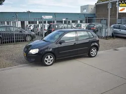 Zwart Gebruikt 2006 VW Polo Hatchback | € 1.750 (Goede deal)