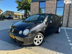 Zwart Gebruikt 2004 VW Polo Hatchback | € 1.750 (Eerlijke prijs)