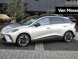 Grijs Gebruikt 2023 MG MG4 EV Luxury Hatchback | € 23.995 (Eerlijke prijs)