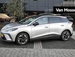 Grijs Gebruikt 2023 MG MG4 EV Luxury Hatchback | € 24.495 (Eerlijke prijs)