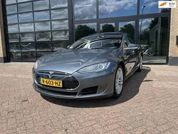 Grijs Gebruikt 2013 Tesla Model S Sedan | € 13.950 (Super prijs)