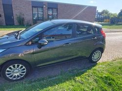 Grijs Gebruikt 2016 Ford Fiesta Style Hatchback | € 6.200 (Goede deal)