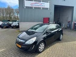 Zwart Gebruikt 2012 Opel Corsa Edition Hatchback | € 3.995 (Eerlijke prijs)