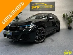 Zwart Gebruikt 2023 BMW 530e M Sport Stationwagen | € 45.950 (Eerlijke prijs)