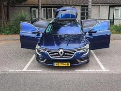 Blauw Gebruikt 2017 Renault Talisman GrandTour Intens Stationwagen | € 17.500