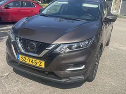 Bruin Gebruikt 2017 Nissan Qashqai Tekna+ SUV | € 8.900