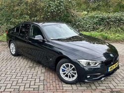 Zwart Gebruikt 2017 BMW 330e Sedan | € 17.500 (Super prijs)