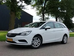 Wit Gebruikt 2016 Opel Astra Edition Stationwagen | € 4.999 (Eerlijke prijs)