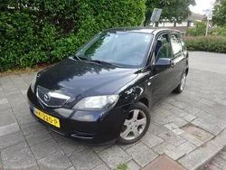 Zwart Gebruikt 2005 Mazda 2 Sportive MPV | € 999 (Goede deal)