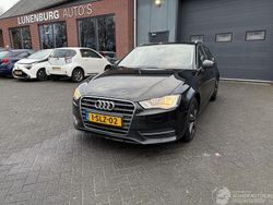 Zwart Gebruikt 2013 Audi A3 Attraction Hatchback | € 5.150 (Super prijs)