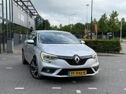 Grijs Gebruikt 2016 Renault Mégane III Bose Edition Hatchback | € 8.250 (Iets duurder)