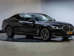 Zwart Gebruikt 2023 BMW 745 Executive Sedan | € 59.950 (Eerlijke prijs)