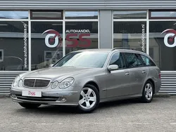 Grijs Gebruikt 2004 Mercedes 320 Avantgarde Stationwagen | € 2.999