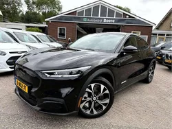 Zwart Gebruikt 2021 Ford Mustang Mach-E Premium SUV | € 25.850 (Duur)