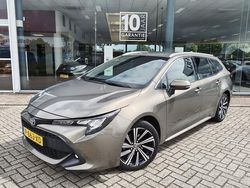 Groen Gebruikt 2022 Toyota Corolla Business Edition Stationwagen | € 19.995 (Eerlijke prijs)