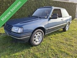 Blauw Gebruikt 1990 Peugeot 309 Hatchback | € 5.750