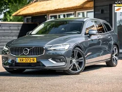 Grijs Gebruikt 2019 Volvo V60 Inscription Stationwagen | € 37.750 (Eerlijke prijs)