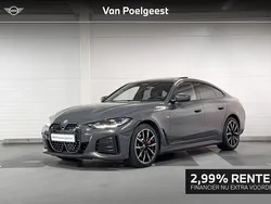 Dravitgrau metallic (grijs metallic) Gebruikt 2023 BMW i4 Executive Sedan | € 50.900 (Iets duurder)