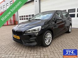 Zwart Gebruikt 2018 BMW 218 Stationwagen | € 16.950 (Eerlijke prijs)