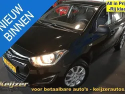 Zwart Gebruikt 2015 Hyundai i20 Hatchback | € 7.950 (Eerlijke prijs)