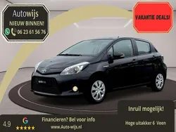 Zwart, metallic lak Gebruikt 2013 Toyota Yaris Hybrid Hatchback | € 11.480 (Eerlijke prijs)