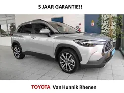 Grijs, metallic lak Gebruikt 2024 Toyota Corolla Cross Style SUV | € 34.950