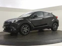 Zwart Gebruikt 2016 Toyota C-HR Executive SUV | € 18.399 (Eerlijke prijs)
