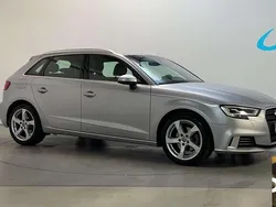 Grijs Gebruikt 2019 Audi A3 Sportback Sport Hatchback | € 19.450 (Eerlijke prijs)