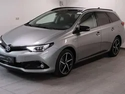 Grijs Gebruikt 2019 Toyota Auris Hybrid Hatchback | € 17.949 (Eerlijke prijs)