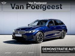 Blauw Gebruikt 2025 BMW 330 Comfort Edition Stationwagen | € 68.900