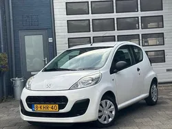Wit Gebruikt 2013 Peugeot 107 Access Hatchback | € 4.395 (Eerlijke prijs)