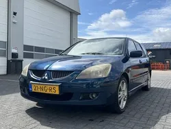 Blauw Gebruikt 2003 Mitsubishi Lancer Stationwagen | € 750 (Goede deal)