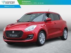 Rood Gebruikt 2018 Suzuki Swift Hatchback | € 12.900 (Eerlijke prijs)