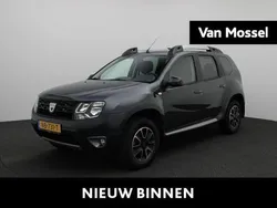 Grijs Gebruikt 2017 Dacia Duster Black Shadow SUV | € 13.740 (Eerlijke prijs)