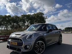 Grijs Gebruikt 2017 Mini Cooper S Hatchback | € 21.500 (Duur)