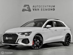 Wit Gebruikt 2022 Audi A3 Sportback e-tron S-Line Sedan | € 34.999 (Duur)