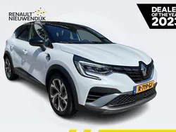 Wit nacre met dak in sterzwart Gebruikt 2022 Renault Captur R.S. SUV | € 25.445 (Eerlijke prijs)