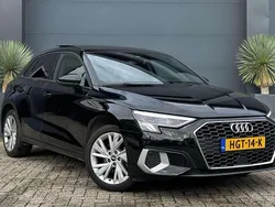 Zwart, metallic lak Gebruikt 2021 Audi A3 Sportback e-tron Design Sedan | € 26.450 (Eerlijke prijs)