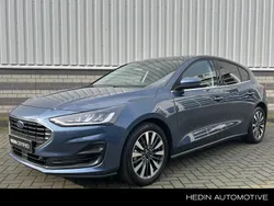 Blauw Gebruikt 2023 Ford Focus Titanium X Hatchback | € 28.425 (Iets duurder)