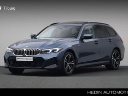 Blauw Gebruikt 2025 BMW 330e Comfort Edition Stationwagen | € 51.880 (Super prijs)