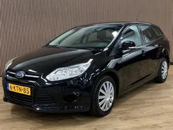 Zwart, metallic lak Gebruikt 2013 Ford Focus Trend Stationwagen | € 4.745 (Eerlijke prijs)