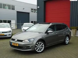 Grijs, metallic lak Gebruikt 2013 VW Golf VII Highline Stationwagen | € 9.999 (Duur)