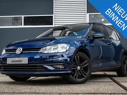 Blauw Gebruikt 2017 VW Golf VII Trendline Hatchback | € 9.950 (Goede deal)