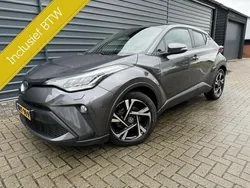 Grijs Gebruikt 2022 Toyota C-HR Style SUV | € 23.850 (Eerlijke prijs)