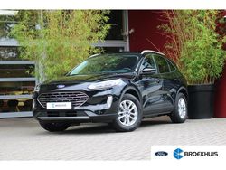 Zwart Gebruikt 2023 Ford Kuga Titanium SUV | € 29.895 (Eerlijke prijs)