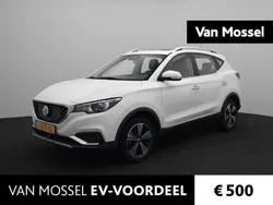 Wit Gebruikt 2020 MG ZS Luxury Sedan | € 15.995 (Eerlijke prijs)