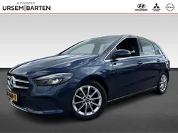 Blauw Gebruikt 2019 Mercedes B180 Edition MPV | € 23.730 (Eerlijke prijs)