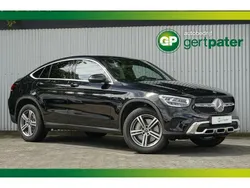 Zwart Gebruikt 2021 Mercedes GLC300 Coupé | € 40.900