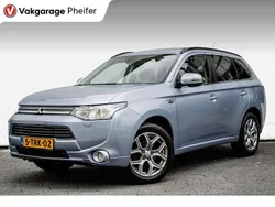 Blauw Gebruikt 2014 Mitsubishi Outlander P-HEV Instyle SUV | € 8.999 (Eerlijke prijs)