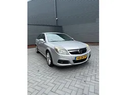 Grijs Gebruikt 2008 Opel Vectra GTS Executive Hatchback | € 4.449 (Eerlijke prijs)